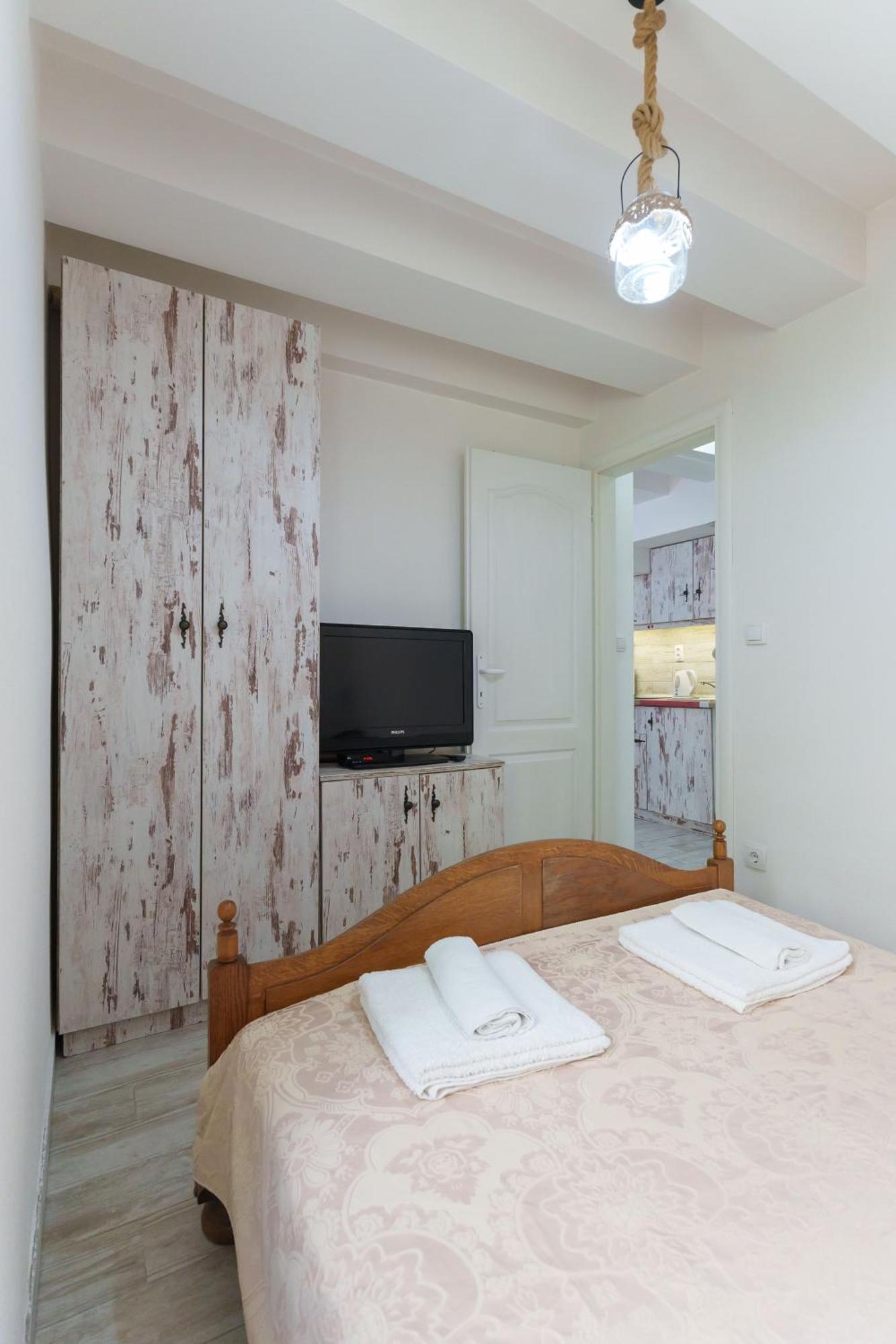 Appartamento Lara Free Parking Skadarlija Belgrado Esterno foto