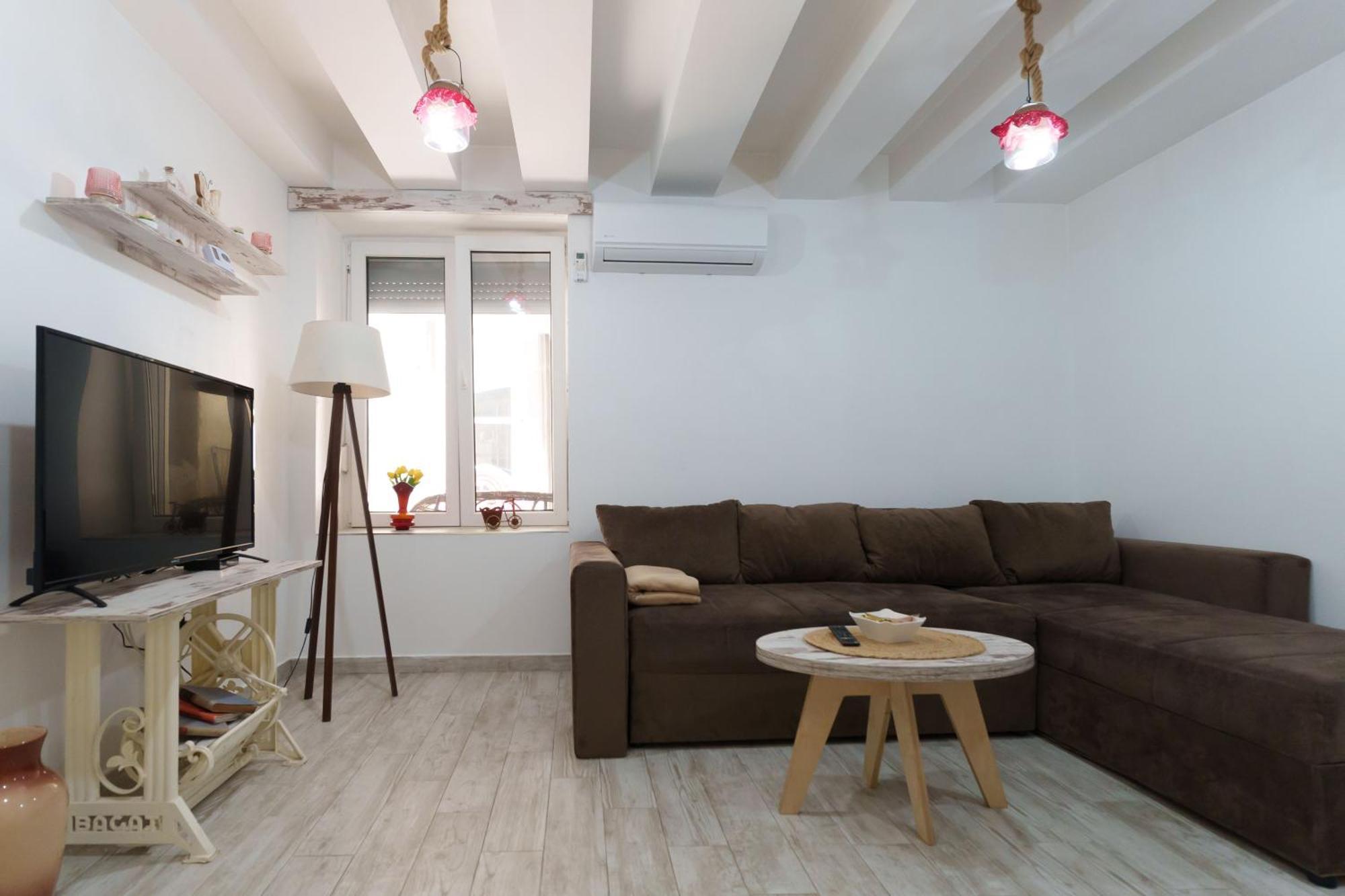 Appartamento Lara Free Parking Skadarlija Belgrado Esterno foto